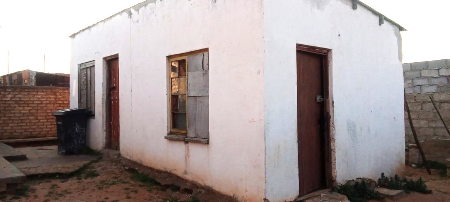 2 Bedroom Property for Sale in Kwa Nobuhle Eastern Cape